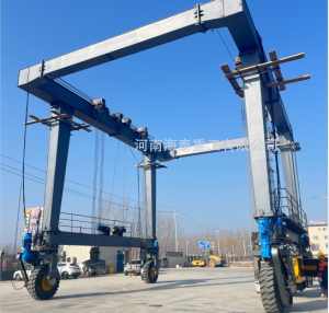 75噸電動(dòng)游艇吊順利調(diào)試